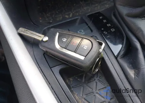 2021 Toyota Rav4 Le from USA, damaged, VIN 2T3H1RFV1MC112946